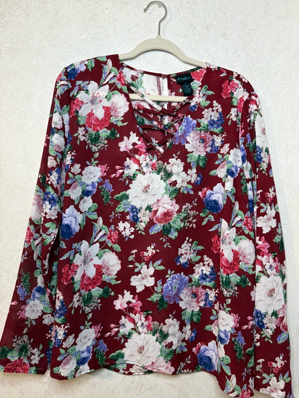 Rue21+ Burgundy Floral Long Sleeve Top